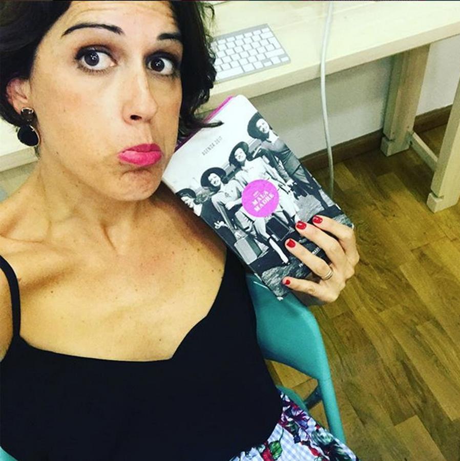 Laura -fundadora del Club Malasmadres- se toma con humor sus intentos fallidos de ser una “madre perfecta”.