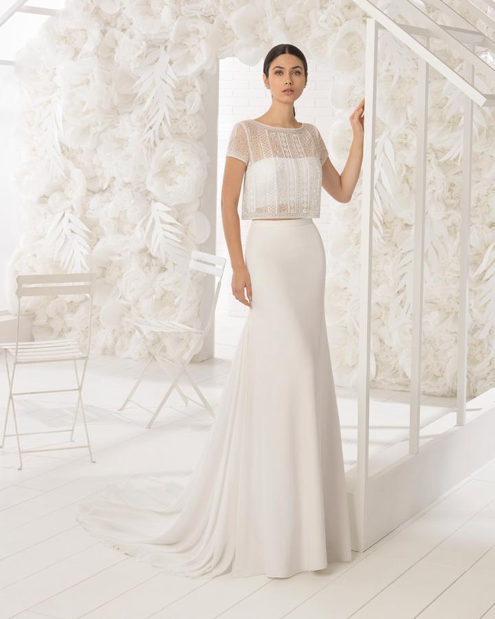 Rosa Clará Soft nos propone este dos piezas tan original, perfecto para novias que quieran salirse de lo común (Foto: Zankyou).