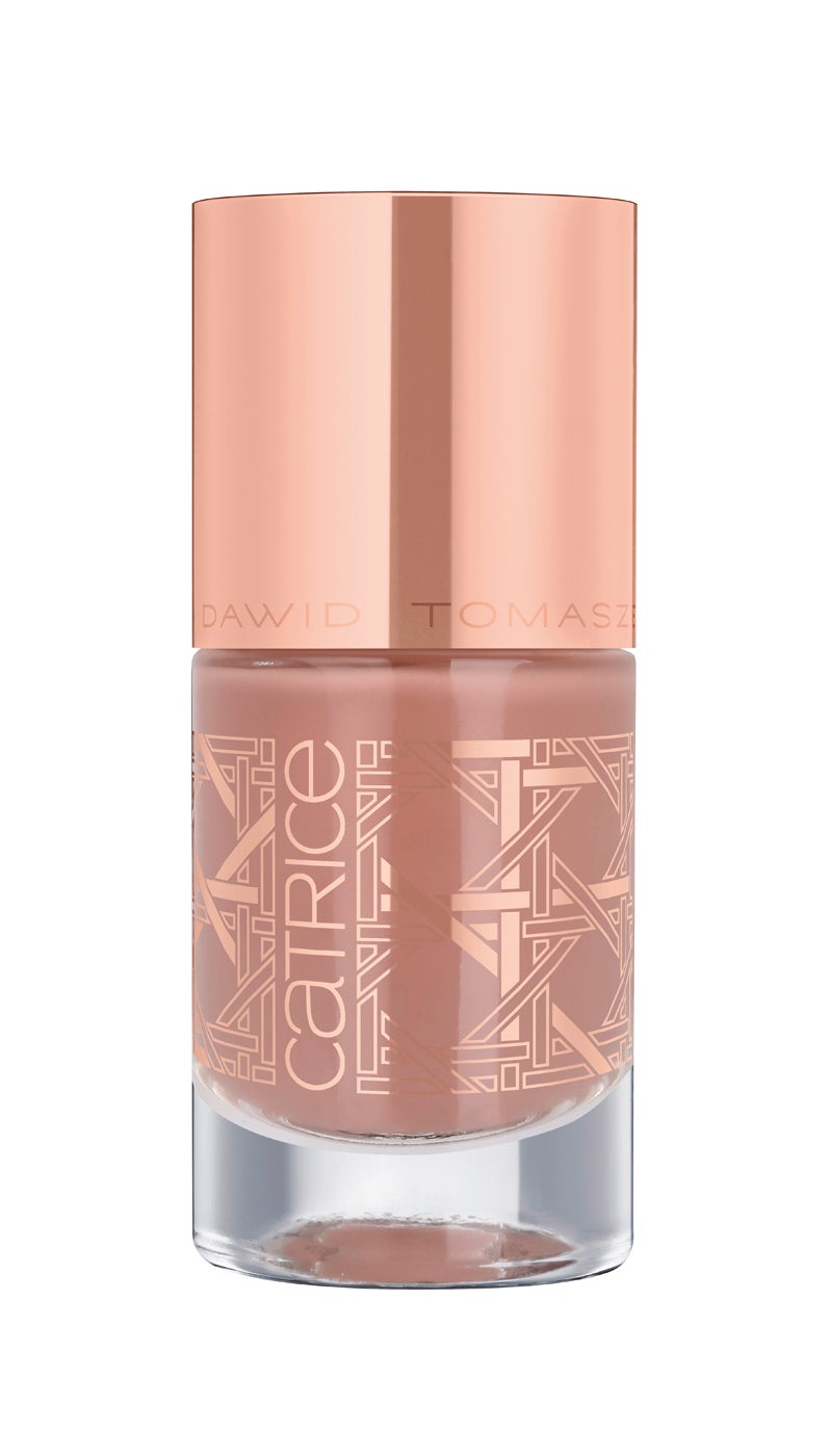 ail Lacquer tono C02 Off-beat-Rose con acabado mate de Catrice (3,99€)