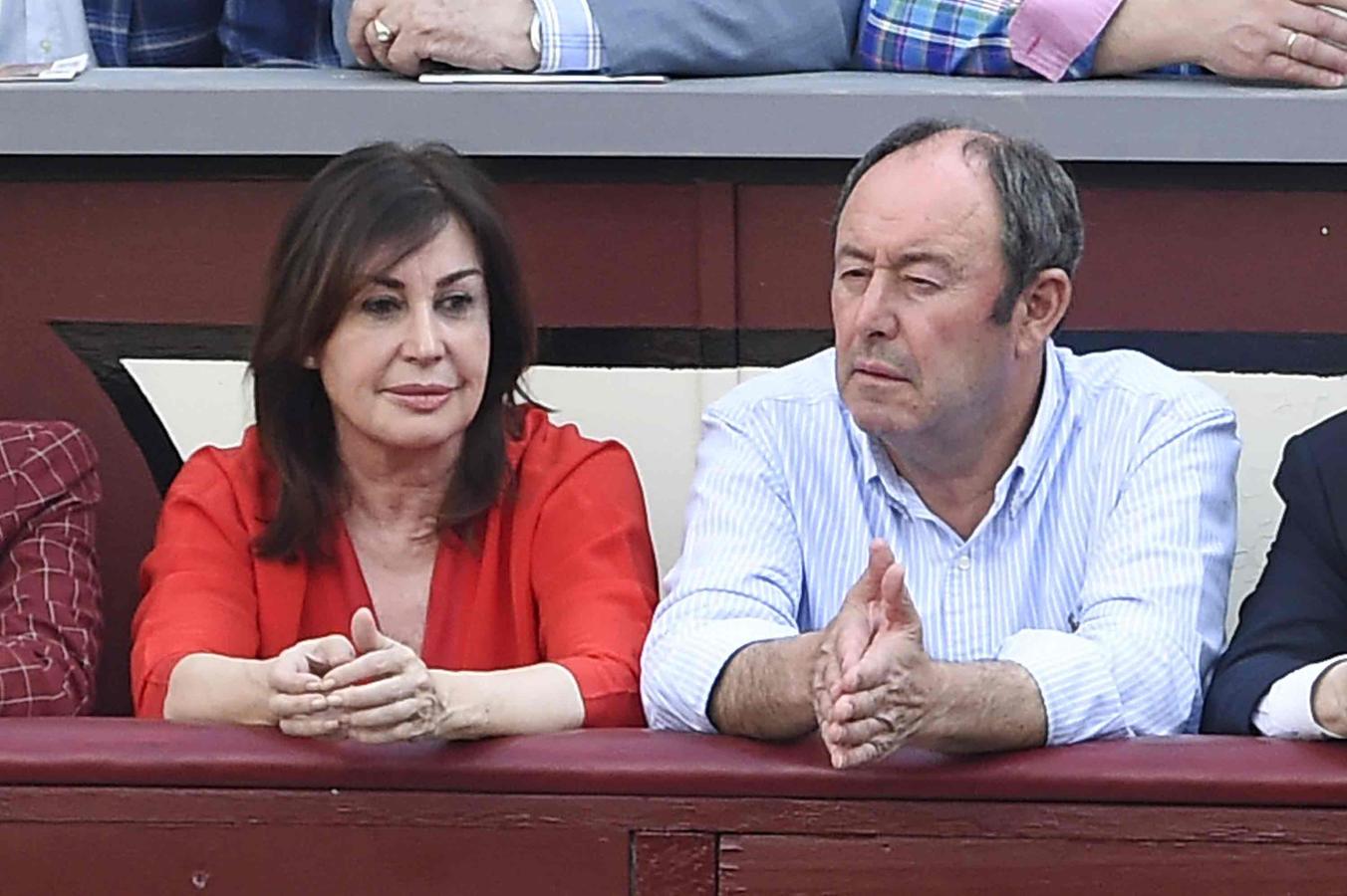 Su última relación seria fue con Luis Miguel Rodríguez, conocido como 'el Chatarrero'.