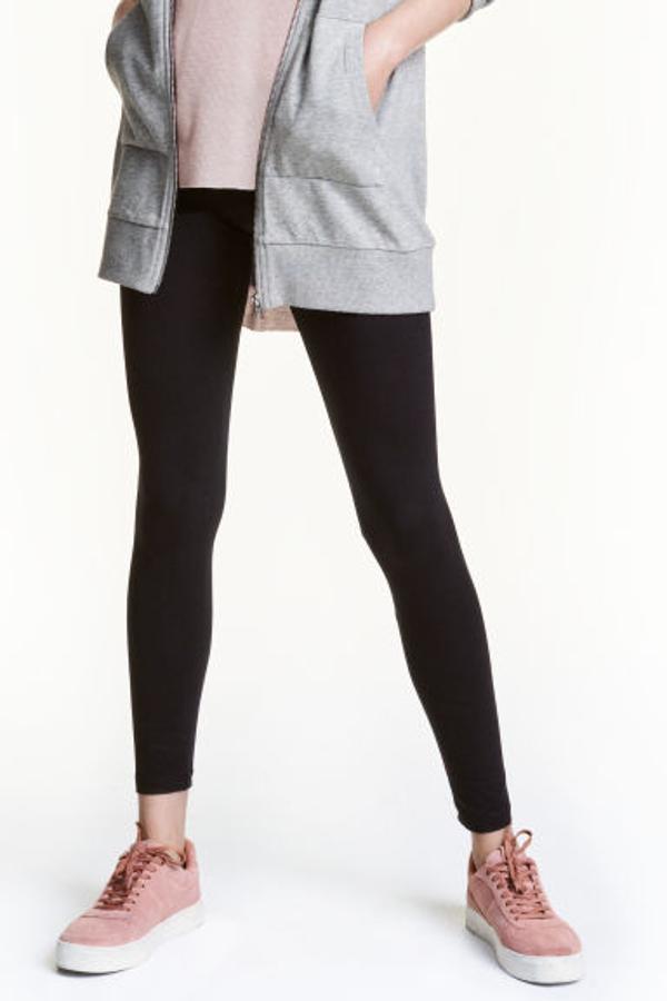 Rosas de ante con suela blanca, de H&M. Precio: 19,99 (están rebajadas, antes costaban 49,99 euros)