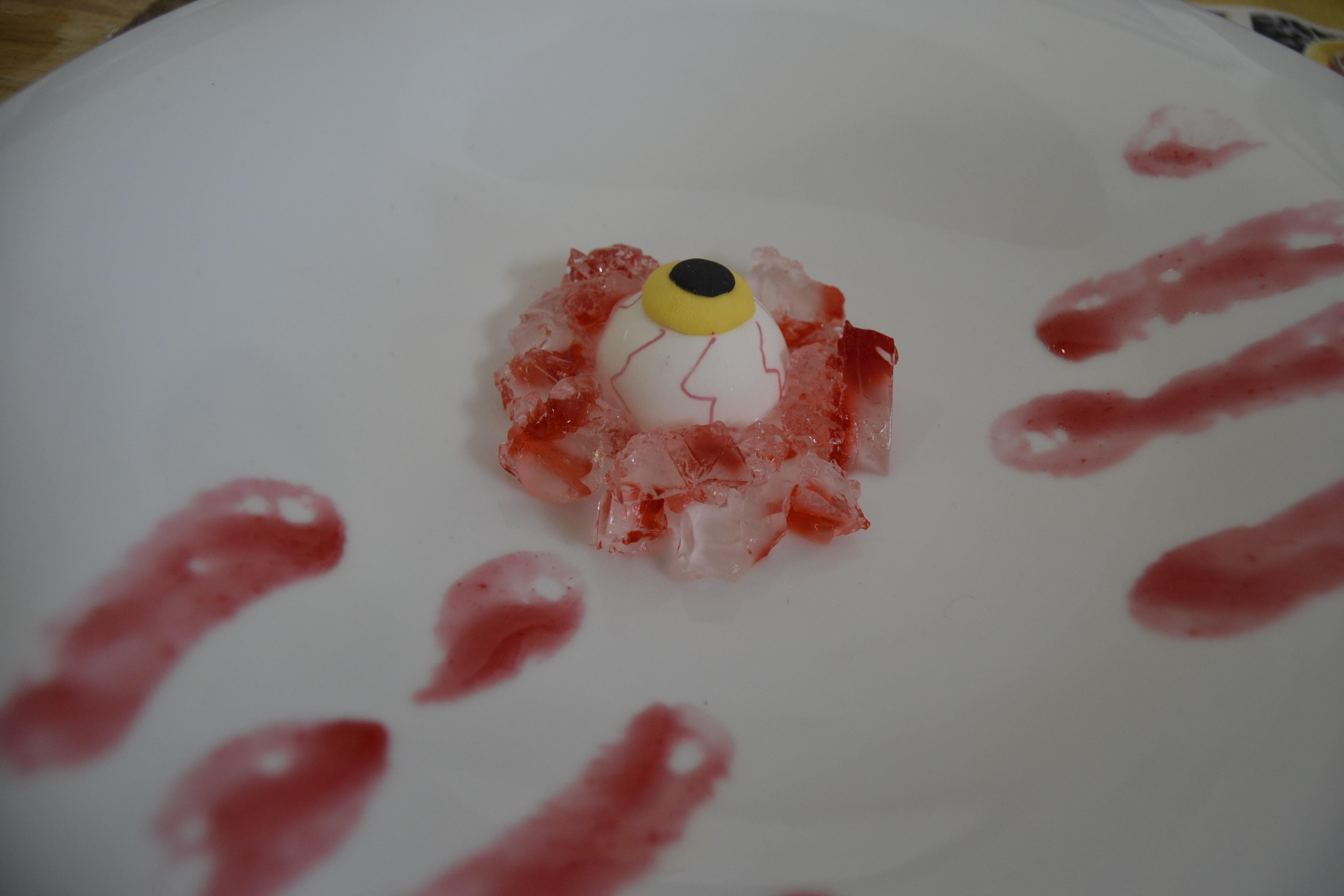 ¿Te atreverías a probar estos 'ojos de zombie' que nos proponen desde Norema Salinas? Tus invitados, desde luego, se van a sorprender mucho...