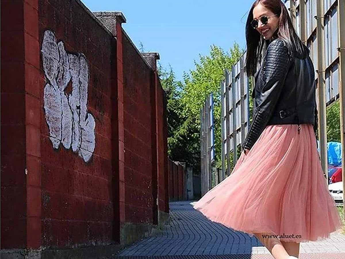 Para hacerte con esta opción tu pedido no debe cruzar el charco. Aluèt es una firma gallega que envía a domicilio; puedes elegir colores, medidas (obviamente) ¡y largo!