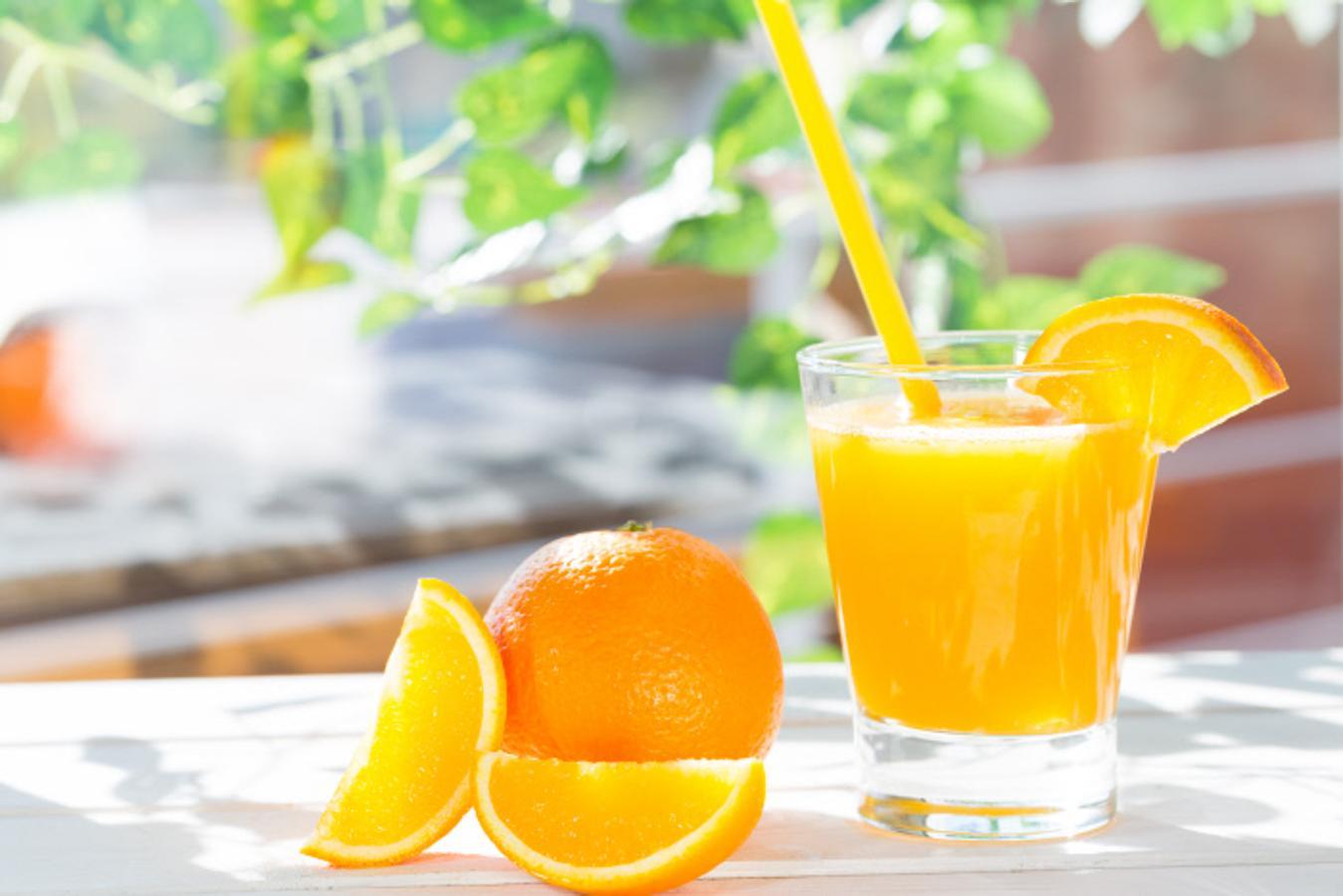 La naranja es una de las frutas que más contenido en vitamina C posee. Es muy antioxidante y estimulará el movimiento de los espermas.