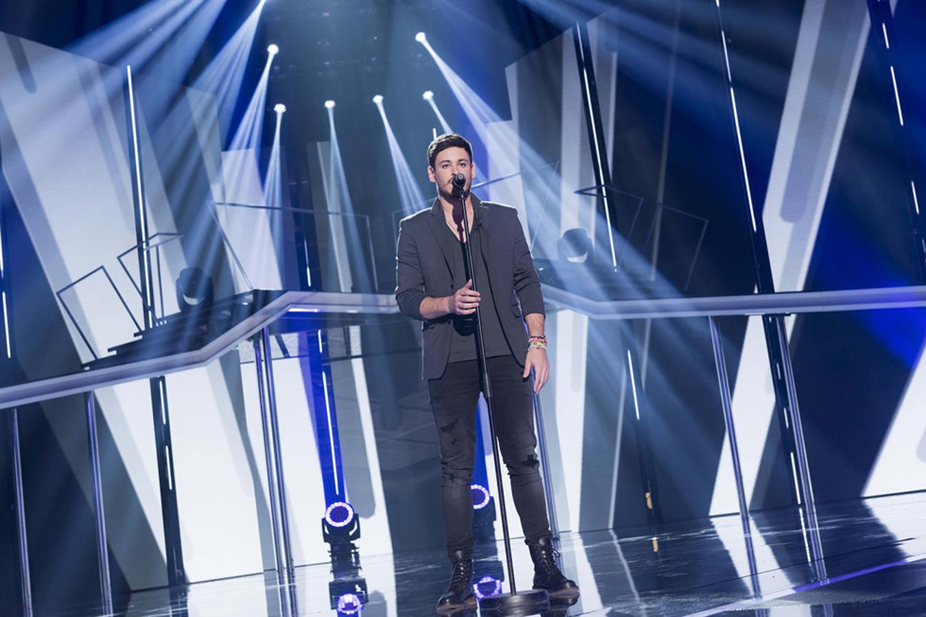 Cepeda, como nominado, escogió su canción esta semana e interpretó 'Dancing on my own'.