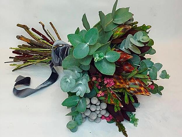 Galería. Pincha en la imagen para ver más ideas de ramos de novia de otoño-invierno.