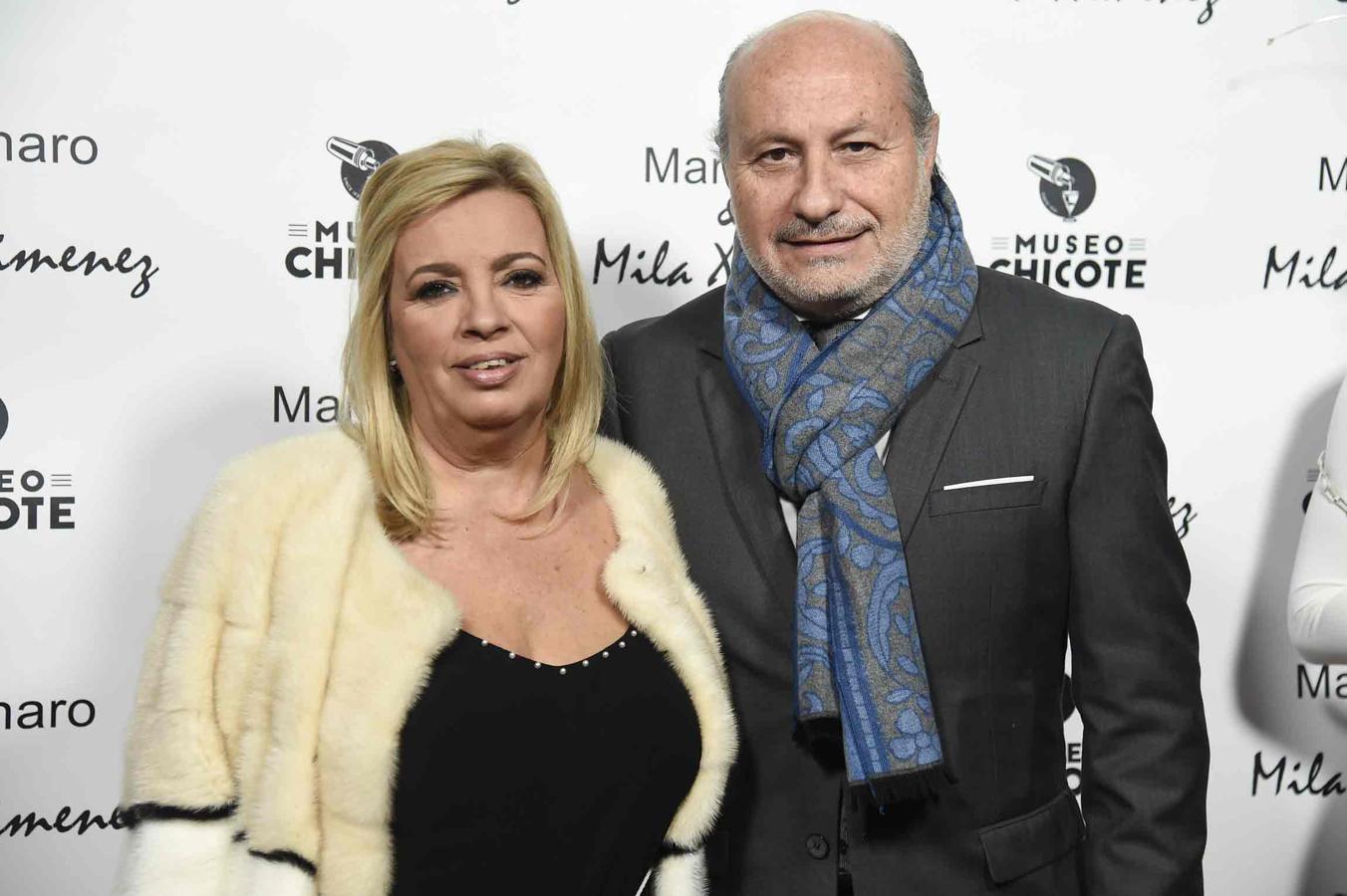 A pesar de las diferencias que han tenido, Carmen Borrego asistió, junto a su marido, a la presentación de las joyas de Mila Ximénez.