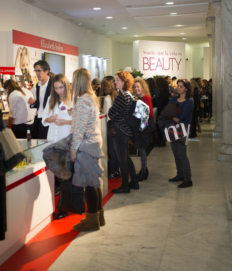 En el stand de Elizabeth Arden pudimos descubrir el suero en cápsulas monodosis Ceramide y probar el tratamiento de oxígeno.