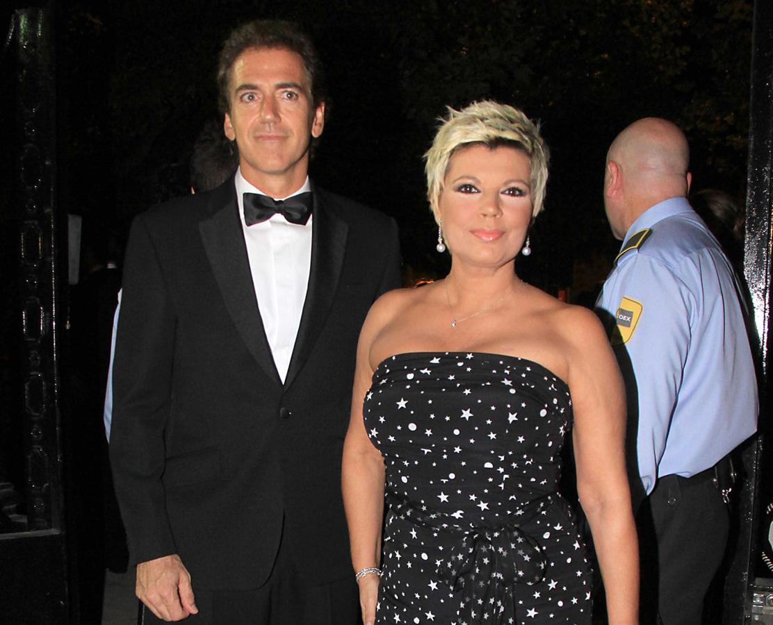 El piloto estuvo en la etapa más dura de la colaboradora, cuando le fue detectado el cáncer de mama. Se convirtió en su gran apoyo. Aunque su relación tan solo durase dos años y se quedaran a las puertas de darse el 'sí, quiero', ambos conservan una buena amistad.