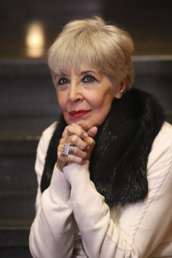 Sus problemas de salud le sumieron en una profunda depresión, que asegura le hizo "perder el interés por el aspecto". Afortunadamente su fortaleza y su forma de ver la vida la han ayudado a superar esta enfermedad.