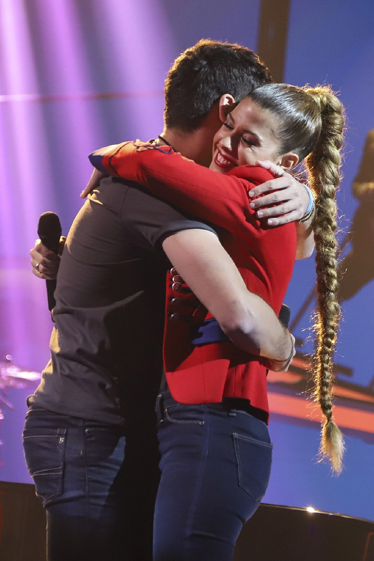 Miriam Rodríguez con trenza XXL en la cuarta gala de OT 2017.