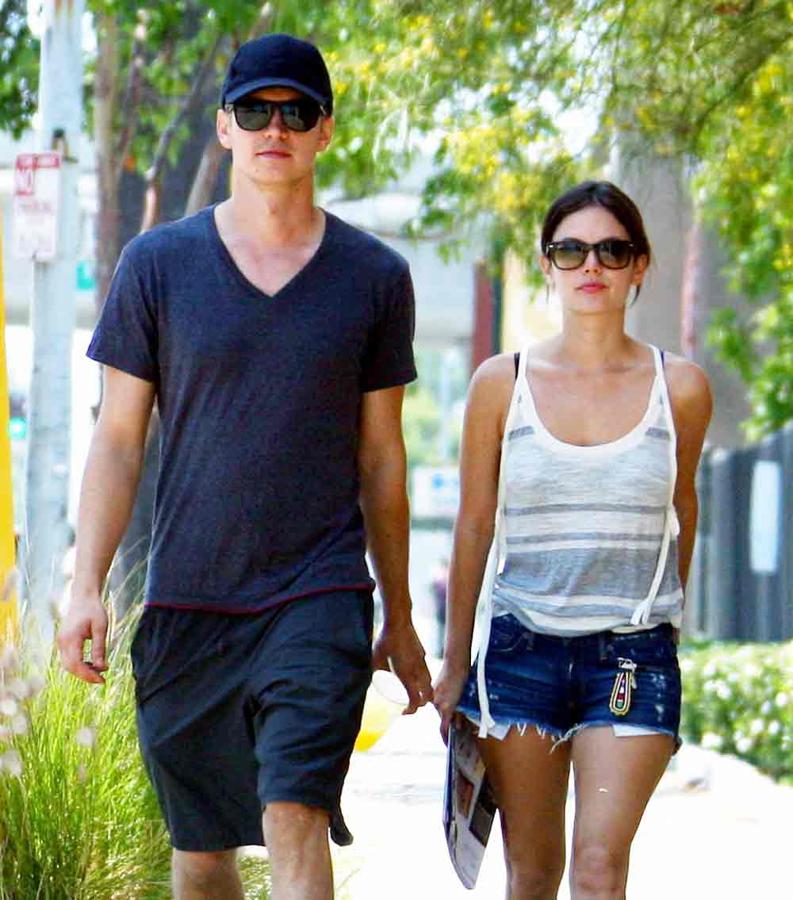 El 20 de septiembre, tras 10 años de relación, amanecíamos con la noticia de la ruptura de Rachel Bilson y Hayden Christensen.