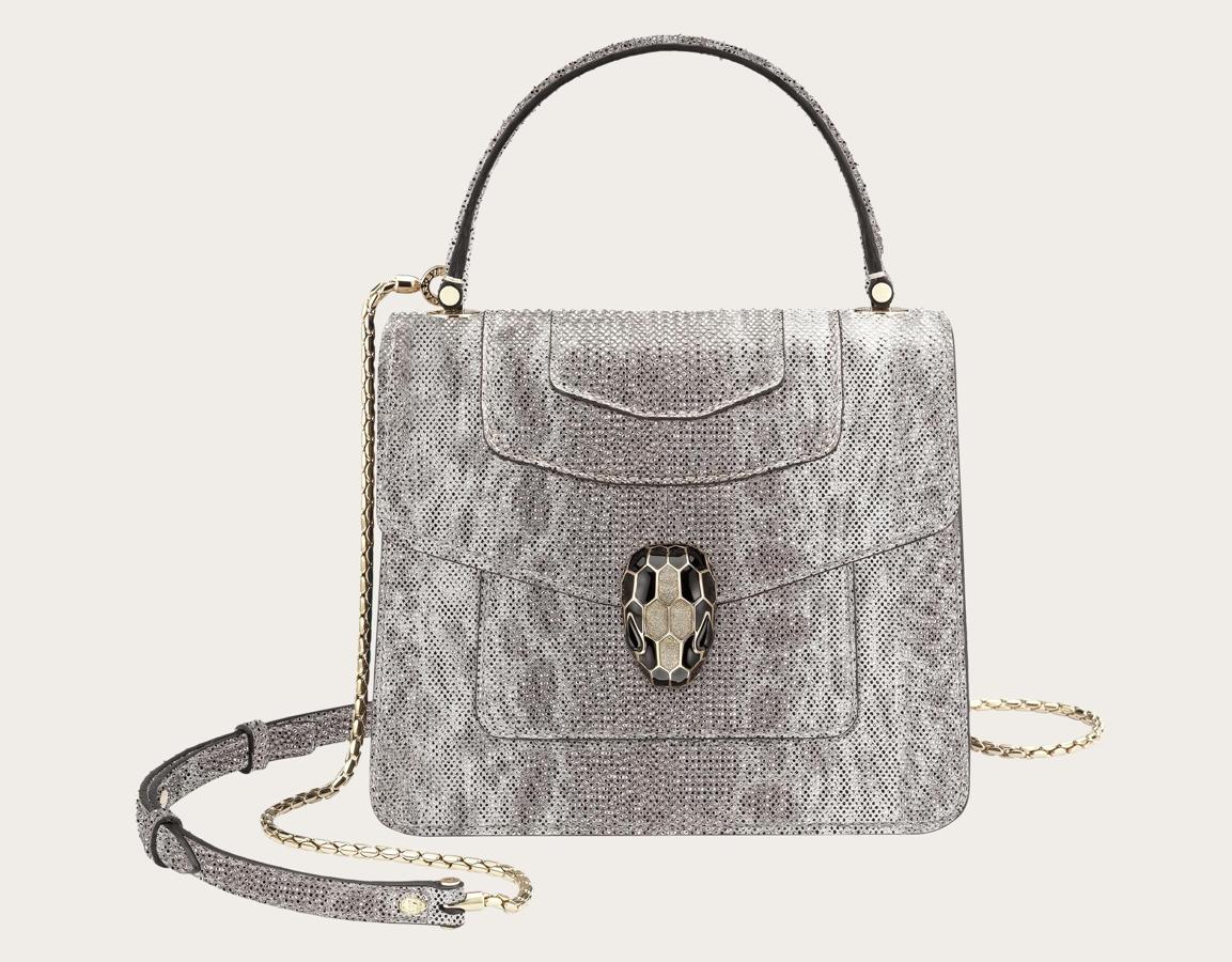 El bolso Serpenti de Bulgari (Precio: 2.300 euros).