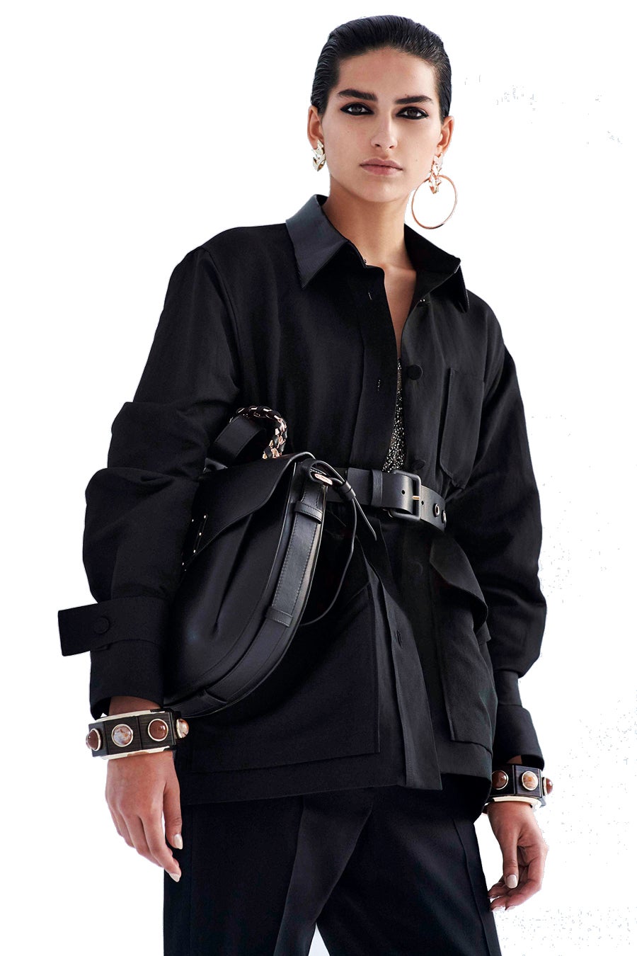 Ahora Surridge pone a la venta en la web una selección de la colección de P/V 2018, que no llegará a las tiendas hasta después de las rebajas. Un movimiento estratégico para ávidos fashionistas. robertocavalli.com.