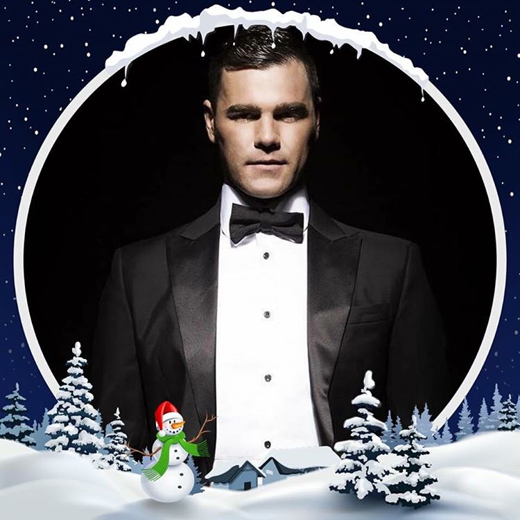 El Dj hizo este divertido montaje para desear felices fiestas a sus seguidores. ¡Muy original!