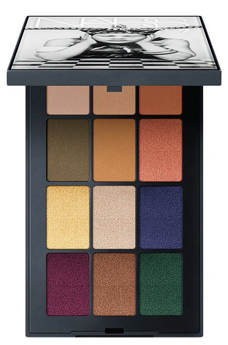 Man Ray for NARS Holiday Collection Love Game Eyeshadow Palette (49,50 euros)