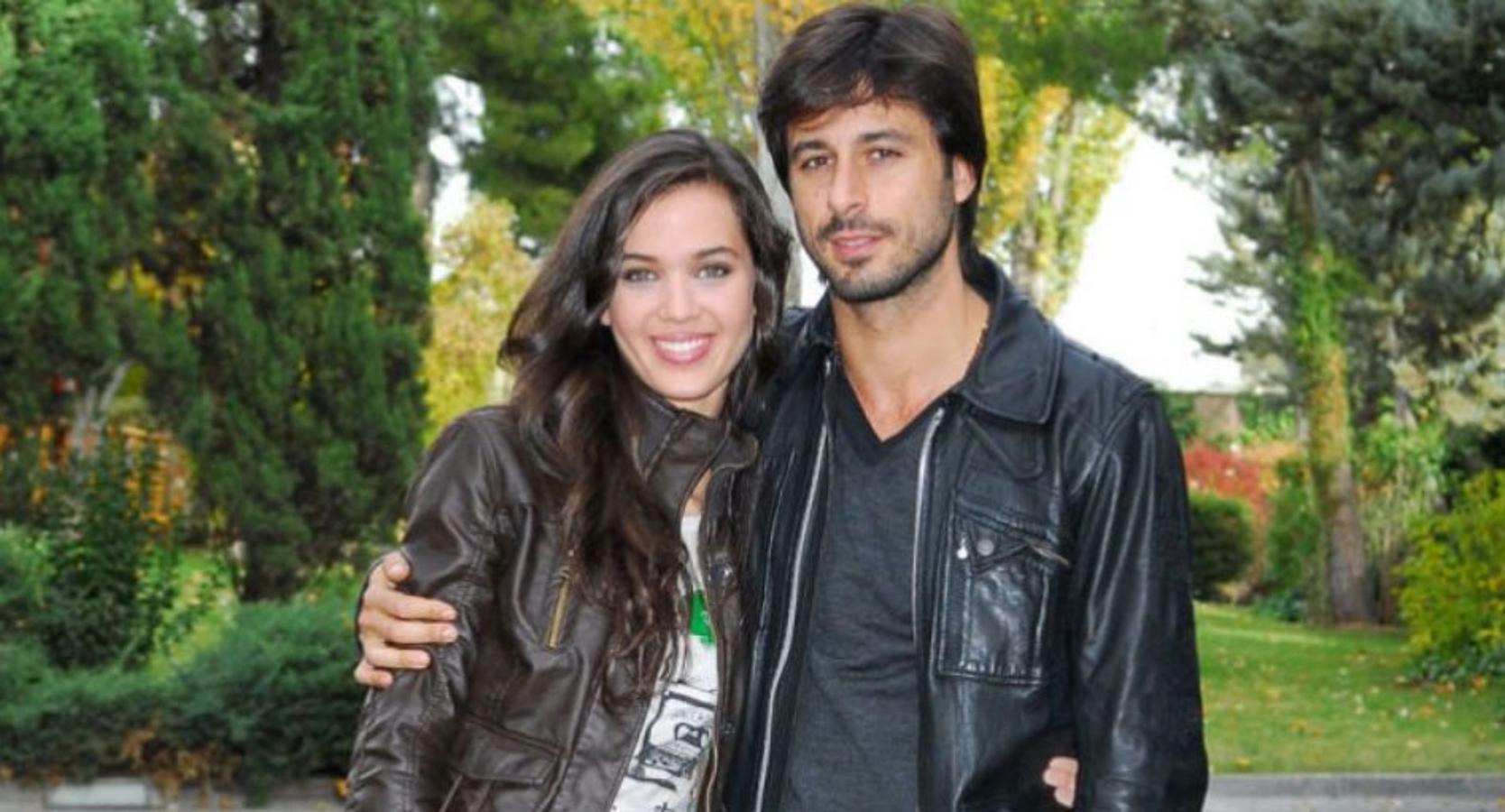 Unas fotografías en las que aparecía el actor Hugo Silva junto a la también actriz Marta Guerras besándose en la calle, confirmaron el noviazgo.