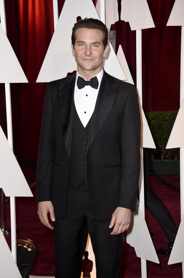 Bradley en esmoquin, sí, otra vez... ¿estaremos obsesionadas?