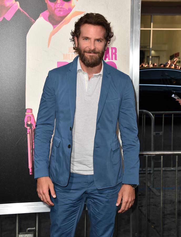 Incluso 'arreglao' pero informal (y con el traje un poco arrugado), nos hace suspirar.