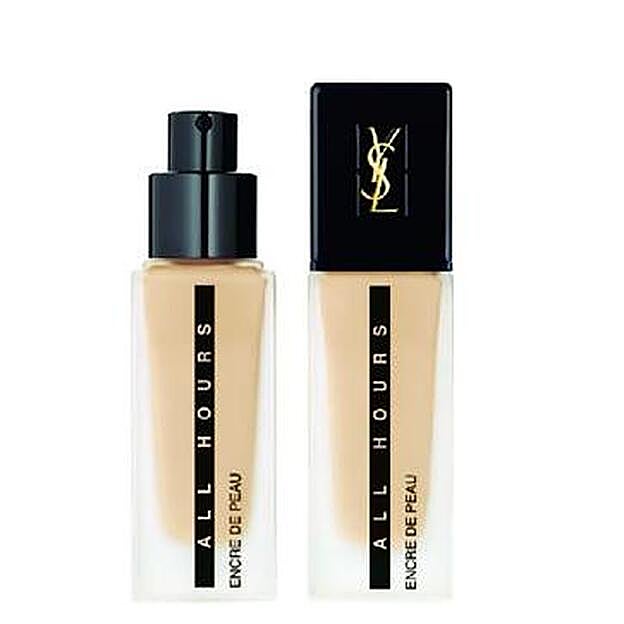 Encre de Peau All Hours de Yves Saint Laurent (46,40€).