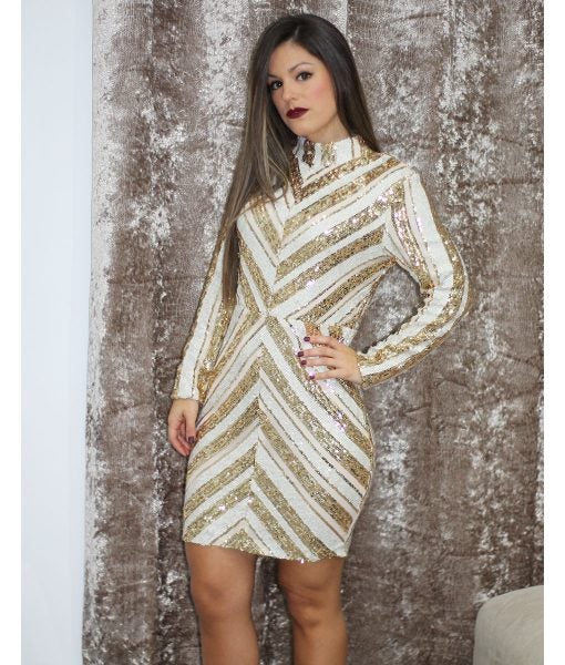Vestido de KL Moda y complementos: 45,90 euros.