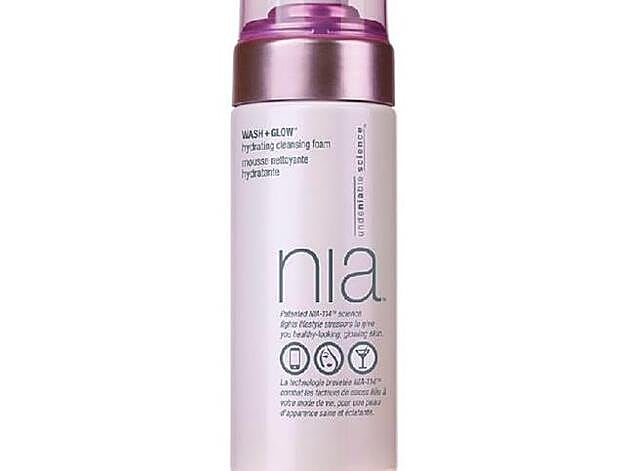 Wash Glow Hydrating Cleansing Foam de Nia (24€). En Sephora.