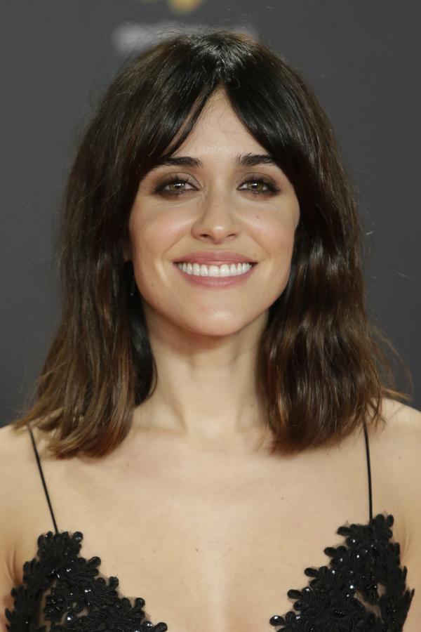 Macarena García con un long bob con flequillo en cortina. Sin duda uno de los cortes de pelo que marcarán tendencia en 2018.