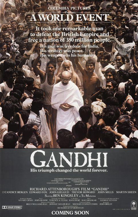 Gandhi (1982). Una película biográfica sobre la vida de Mahatma Gandhi, figura representativa de la paz mundial.