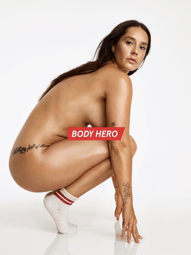 Aunque la firma de belleza más conocida por este movimiento es Dove, Glossier también revolucionó la red con los desnudos de sus chicas curvies