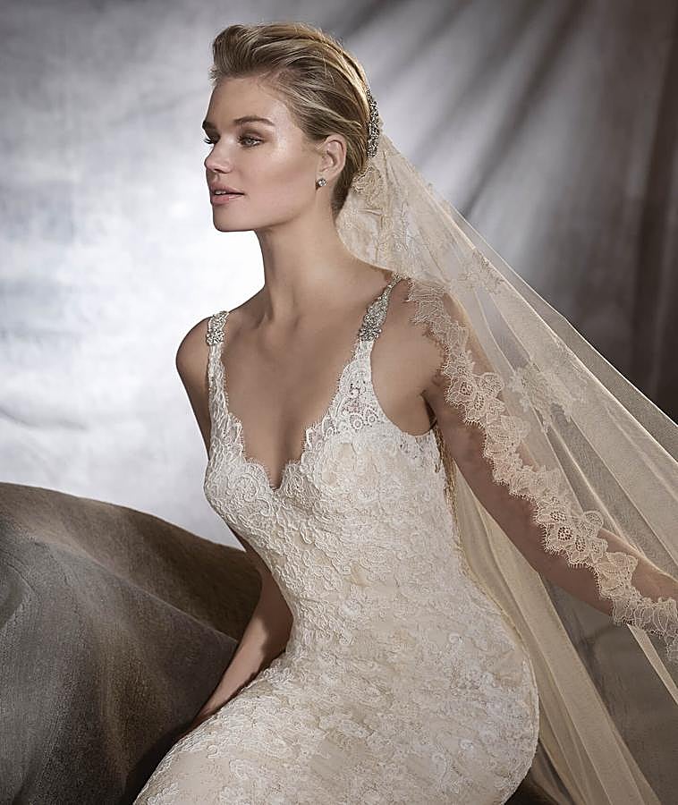 Velo de novia de Pronovias