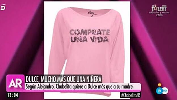 En el programa presentaron la primera prenda de la nueva colección de Chabelita.