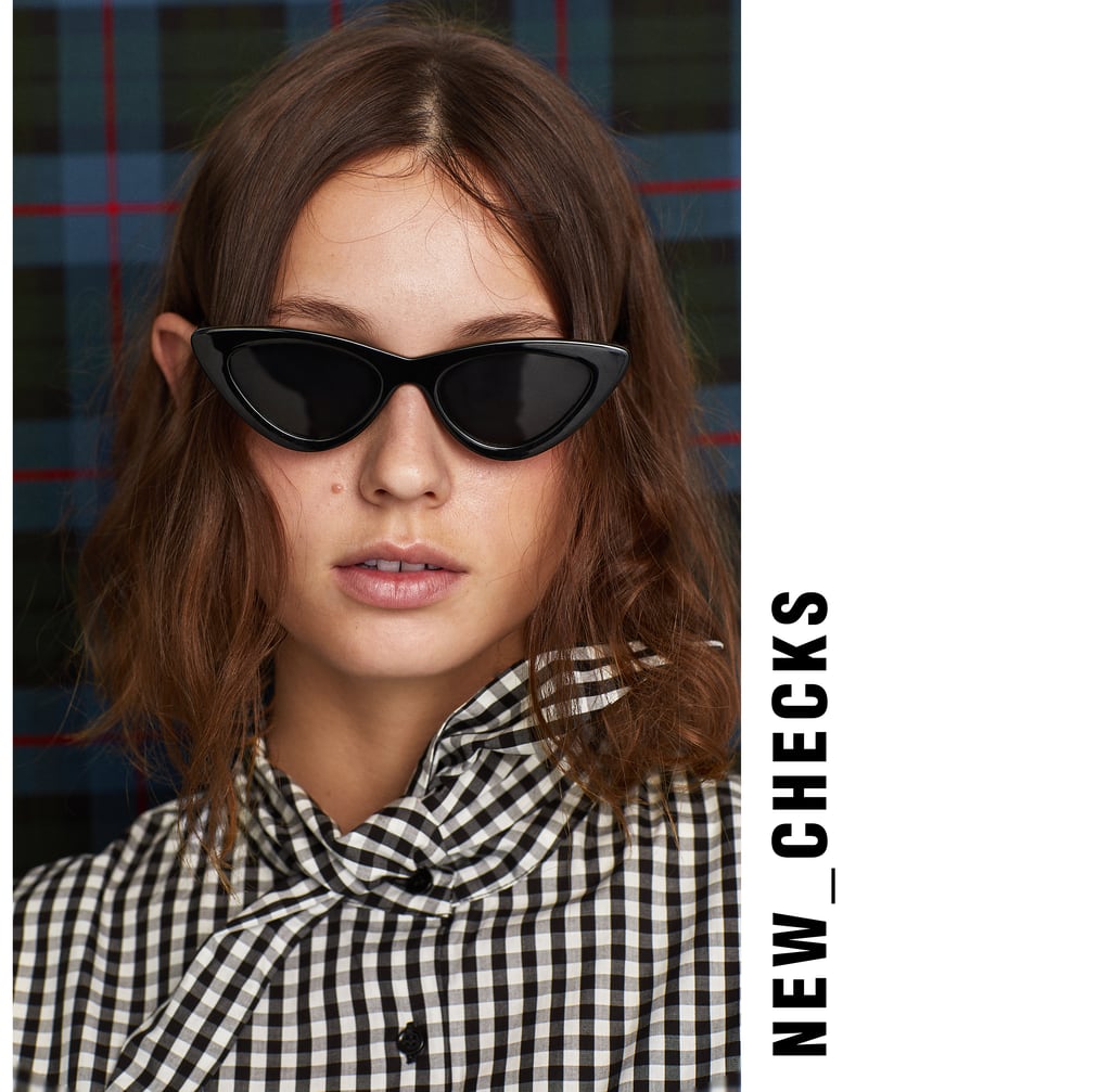 Aunque todavía no están a la venta en la web de Zara, estas gafas a lo Matrix no dejan de aparecer en todos los looks de la firma. Tienen todas las papeletas para agotarse