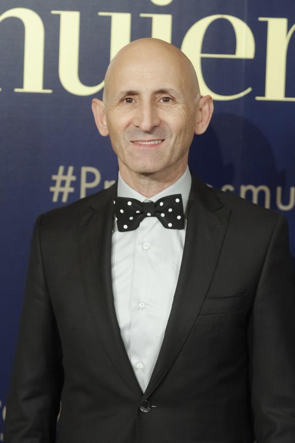 El diseñador Modesto Lomba no faltó a nuestra alfombra roja