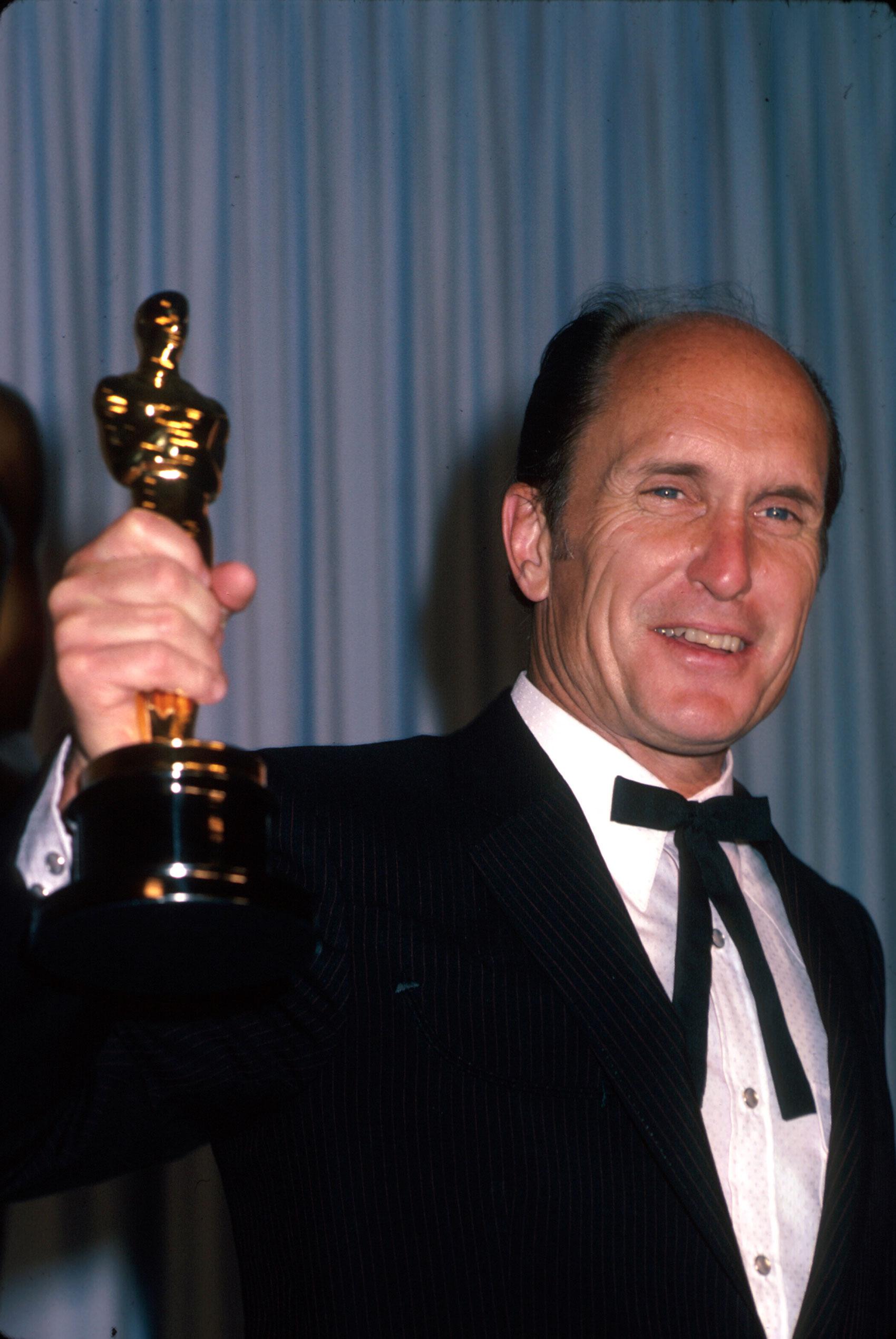 1984: Robert Duvall. Oscar Mejor Actor por 'Gracias y favores'