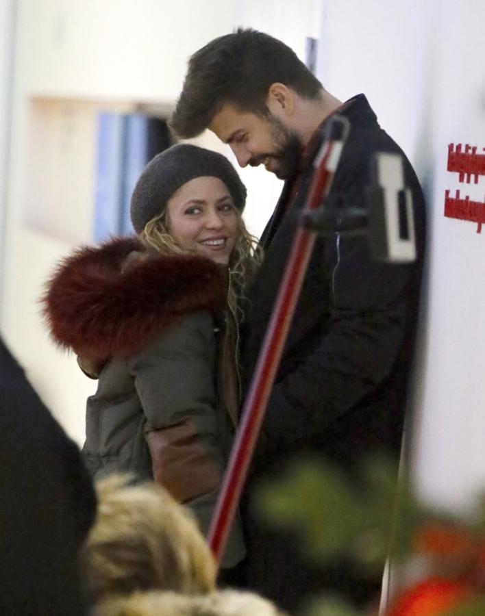 Piqué y Shakira se han mostrado mucho más unidos en público durante estos meses tan complicados, intentando dejar atrás los constantes rumores de crisis de la pareja.