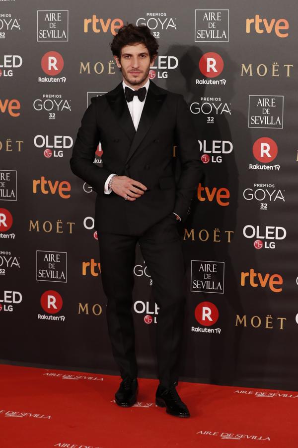 Quim Gutiérrez, muy elegante con un esmoquin clásico de Dsquared2.
