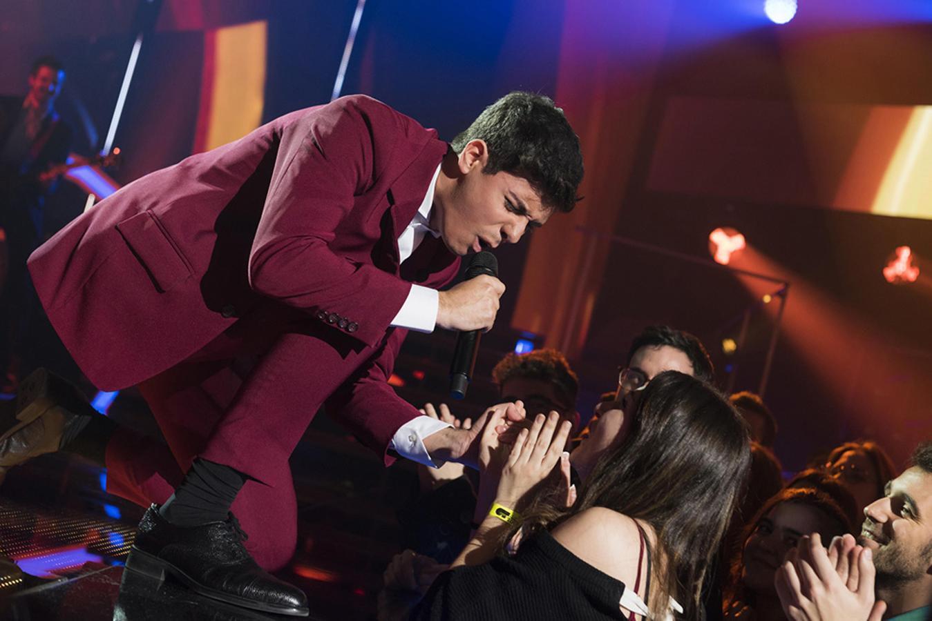 Gala 11: El público se entregó por completo con Alfred y su 'Sign of the times'.