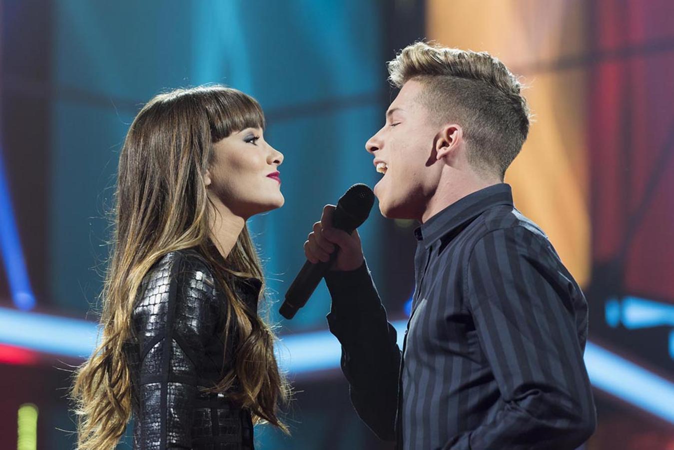 Gala 6: Aitana y Raoul cantaron 'Let me love you'.