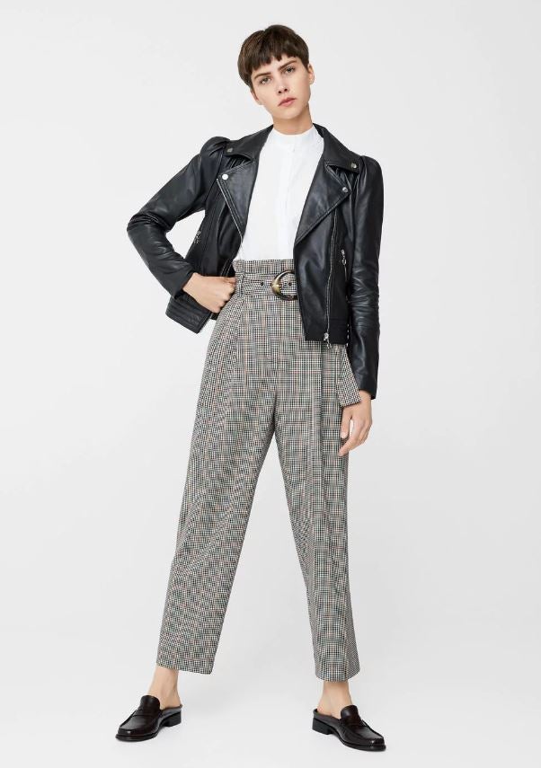 Cazadora de cuero de Mango. Precio: 69,99 euros.