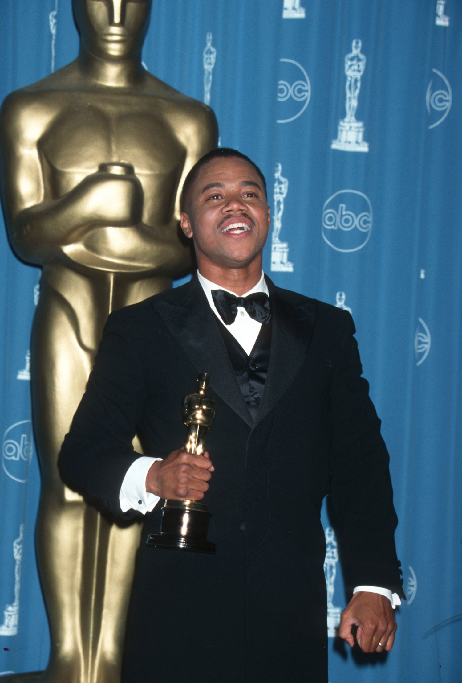 Premios Oscar 1997. Mejor Actor de Reparto: Cuba Gooding Jr. por la película Jerry Maguire.