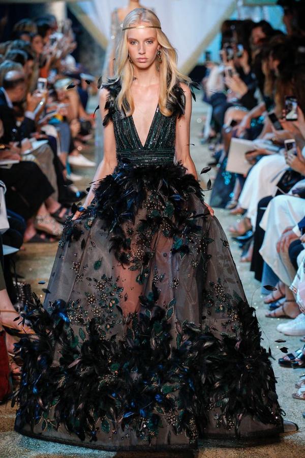 Lupita Nyong'o podría haber llevado este vestidazo negro de Elie Saab.