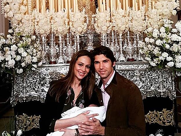 La primera Semana Santa como padres de Eva González y Cayetano Rivera.