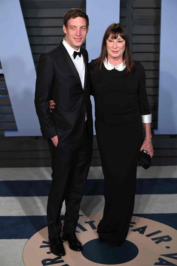Anjelica Houston entre los invitados por 'Vanity Fair' a la fiesta organizada con motivo de los Premios Oscar 2018.
