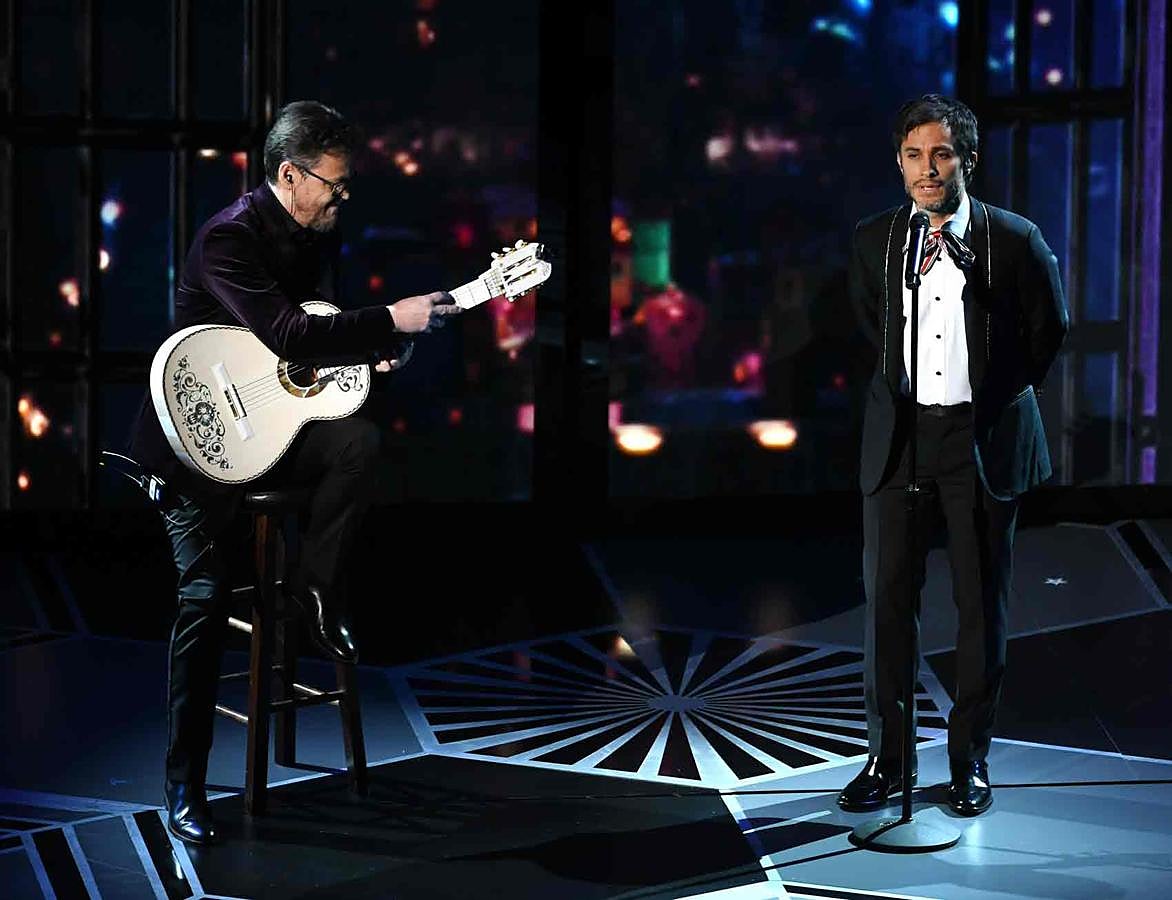 Las redes, muy críticas con la actuación de Gael García Bernal de 'Recuérdame', tema central de 'Coco', mejor largometraje de animación en los Premios Oscar 2018.