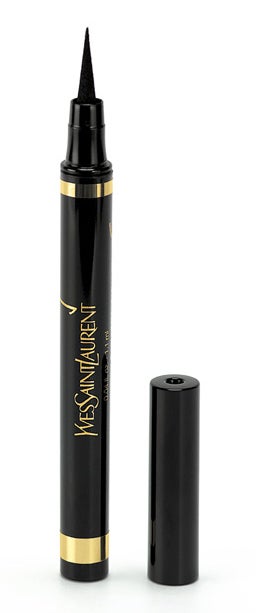 Eyeliner Effet Faux Cils Shocking de Yves Saint Laurent. Delineador preciso con el que conseguirás una línea negra muy intensa gracias al pigmento negro ahumado. (36€)