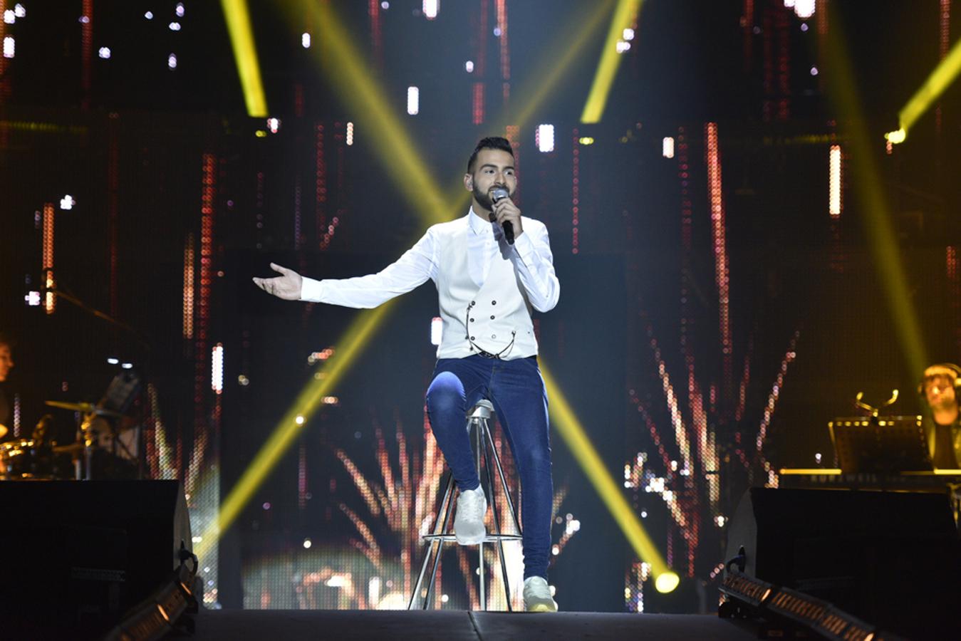 En la gira de OT 2017, Juan Antonio interpreta en solitario 'A puro dolor'.