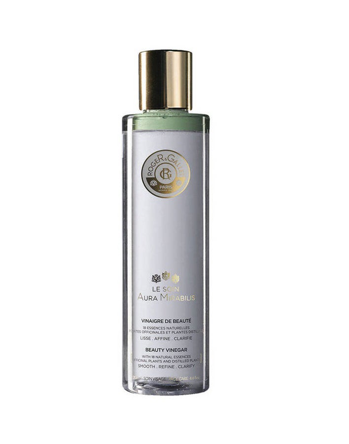 Vinagre de belleza Aura Mirabilis de Roger y Gallet. Alisa, afina y aclara la piel. Su fórmula se basa en las propiedades del vinagre, conocido por su acción refrescante y purificante. (17,50€)