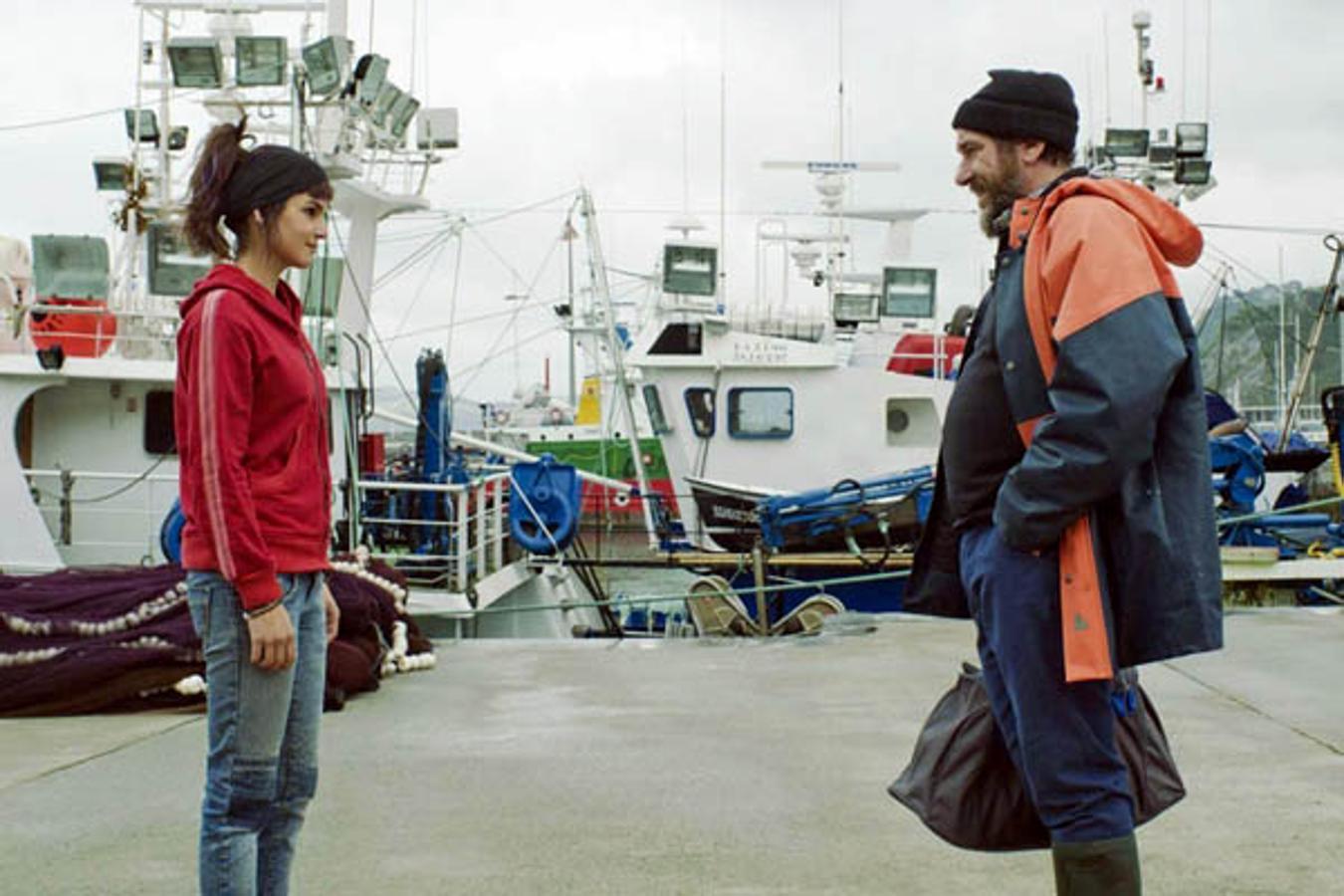 Koldo y Amaia no tienen buena relación en 'Ocho apellidos vascos'. En una supuesta boda que iba a realizarse parece que consiguen llevarse mejor y tener buena relación.