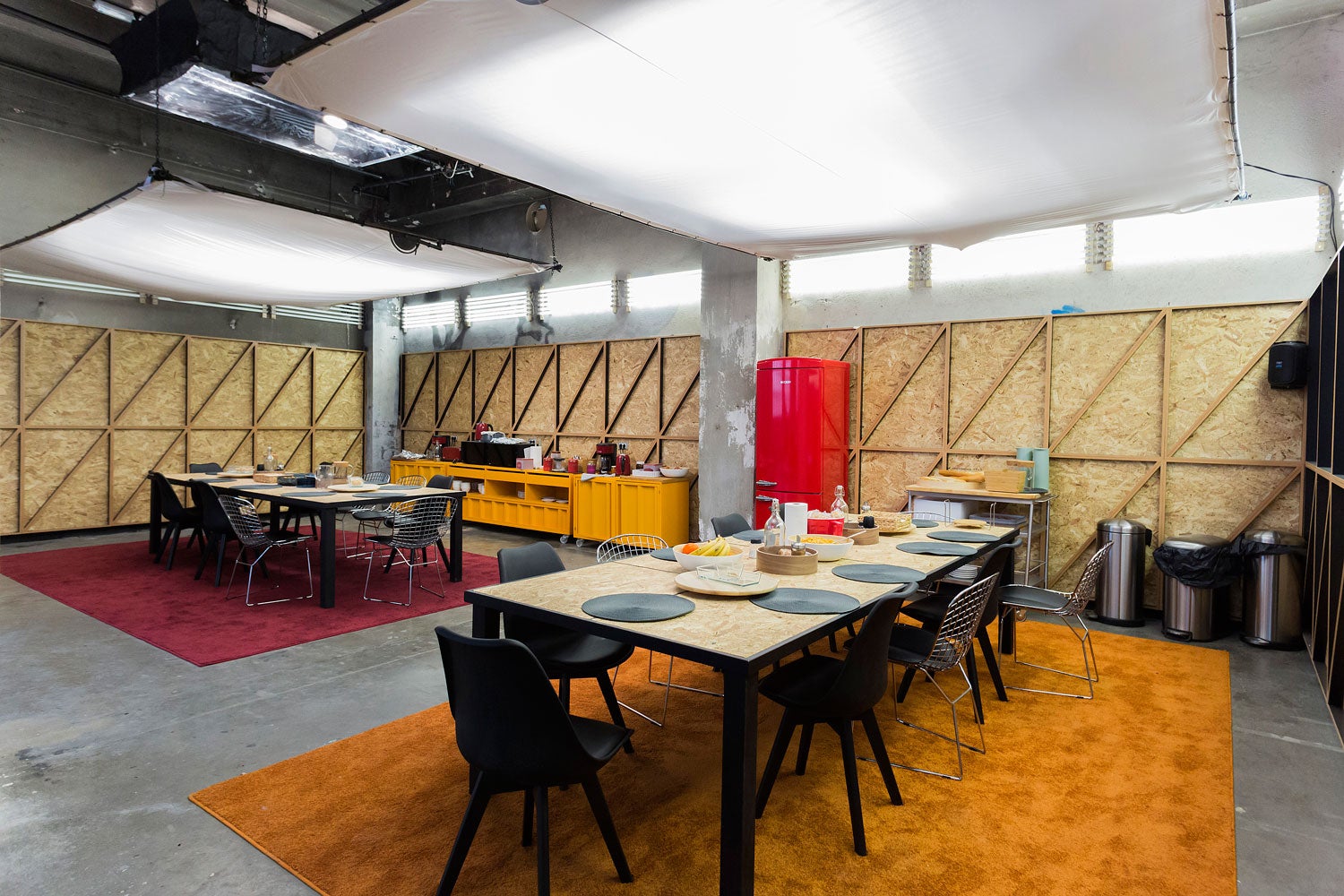 El interior de la escuela de 'Fama, a bailar'.