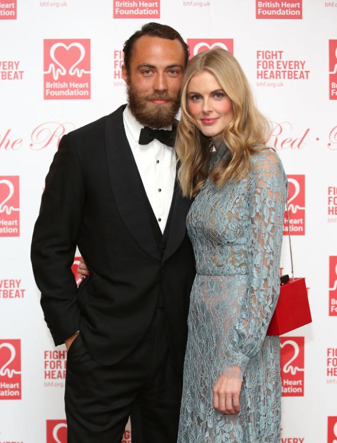 Después de cuatro años de amor llenos de altibajos, James Middleton y Donna Air, pusieron fin a su relación con un comunicado. Ambos siguen teniendo una buena amistad.